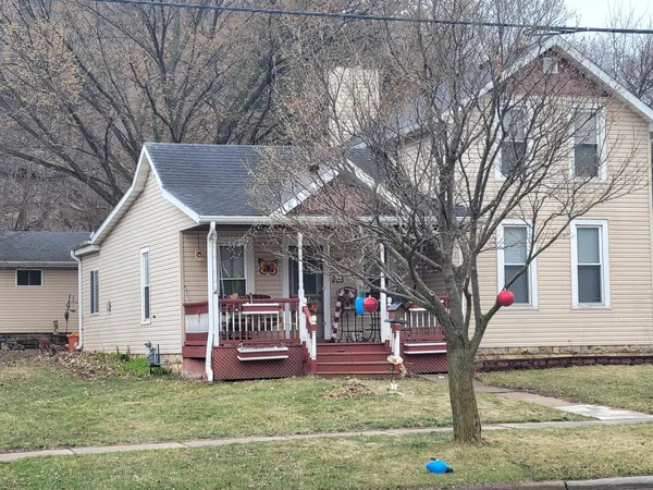 $333,000 | 203 East 7th Street, Red Wing, MN 55066