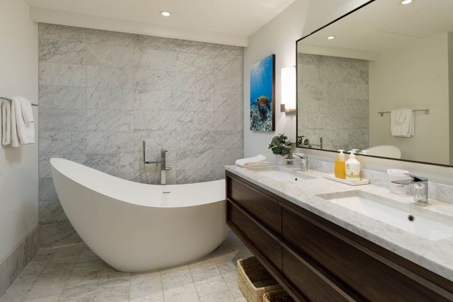 $5,690,000 | 66-84 Kaunaʻoa Drive, Unit A25, Kamuela, HI 96743