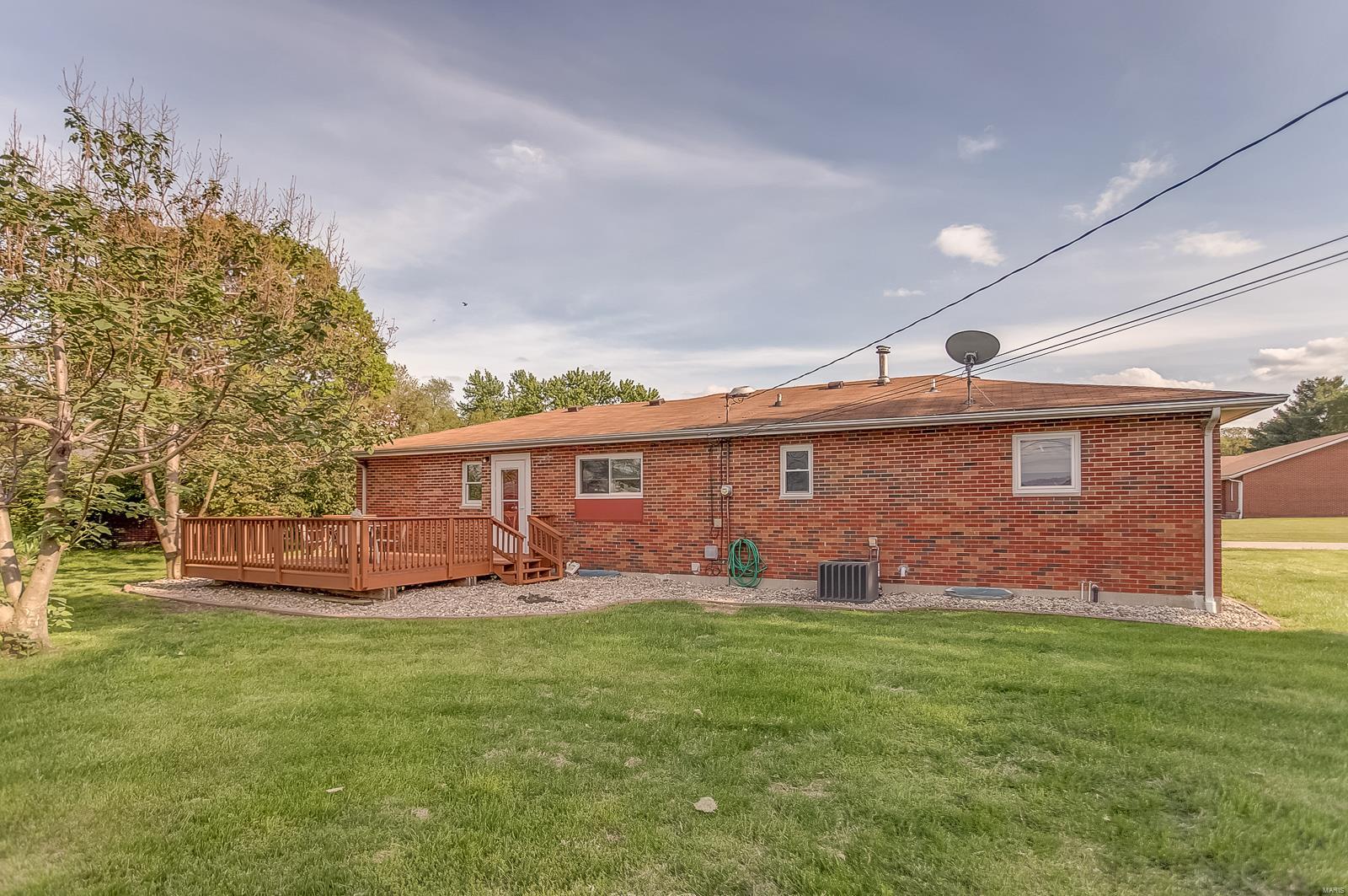 3717 Ruth Drive Granite City, IL 62040 - Photo 2 of 27 Gallery Image 2