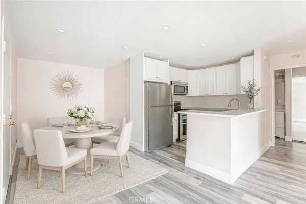 $449,000 | 365 Burchett Street, Unit 217, Glendale, CA 91203