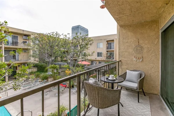 $449,000 | 365 Burchett Street, Unit 217, Glendale, CA 91203