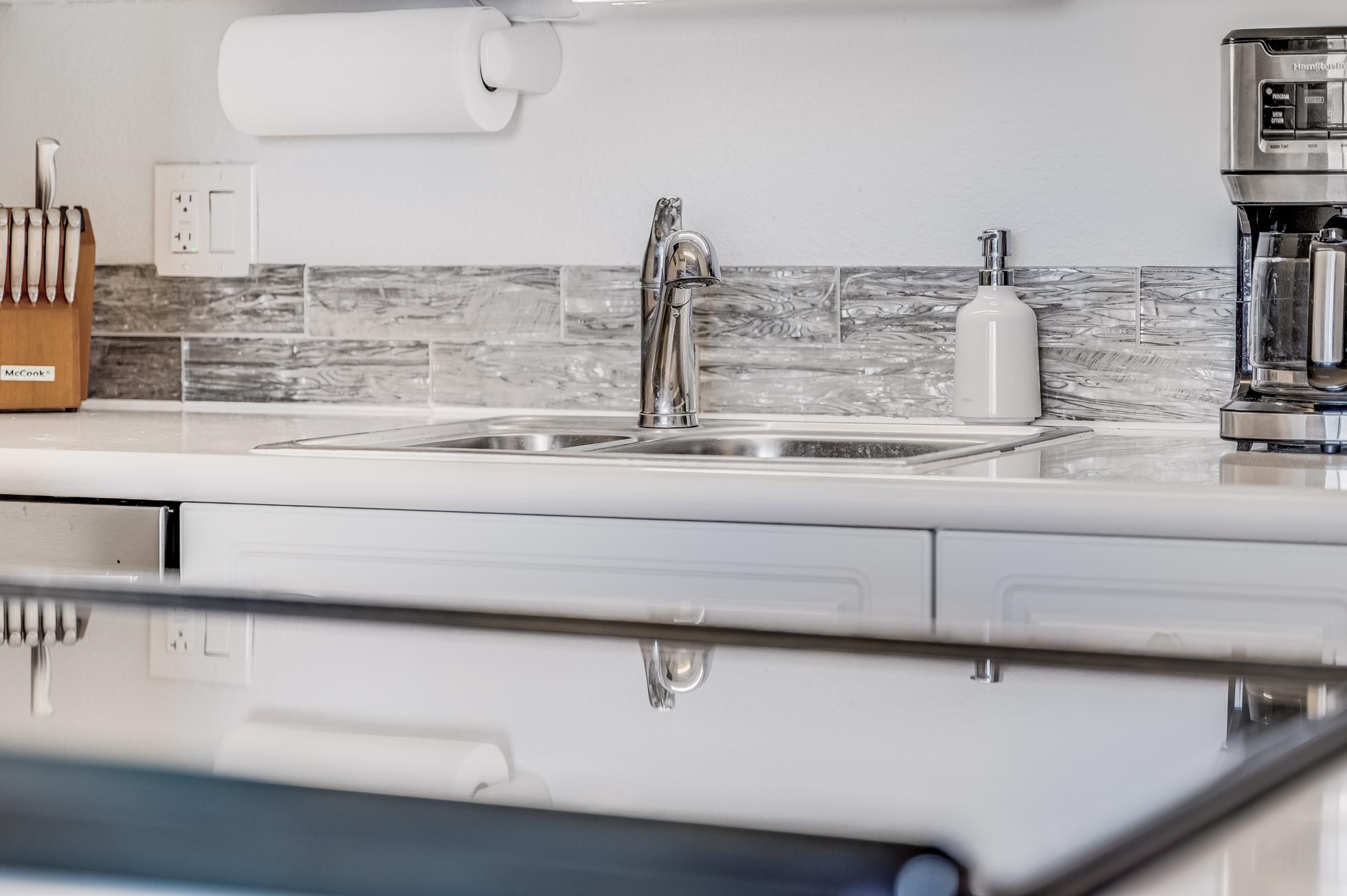 2191 South Kihei Road, Unit 3402 Kihei, HI 96753 - Photo 16 of 50 a close view of sink and tap