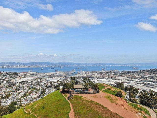 $2,325,000 | 462 Prentiss Street, San Francisco, CA 94110