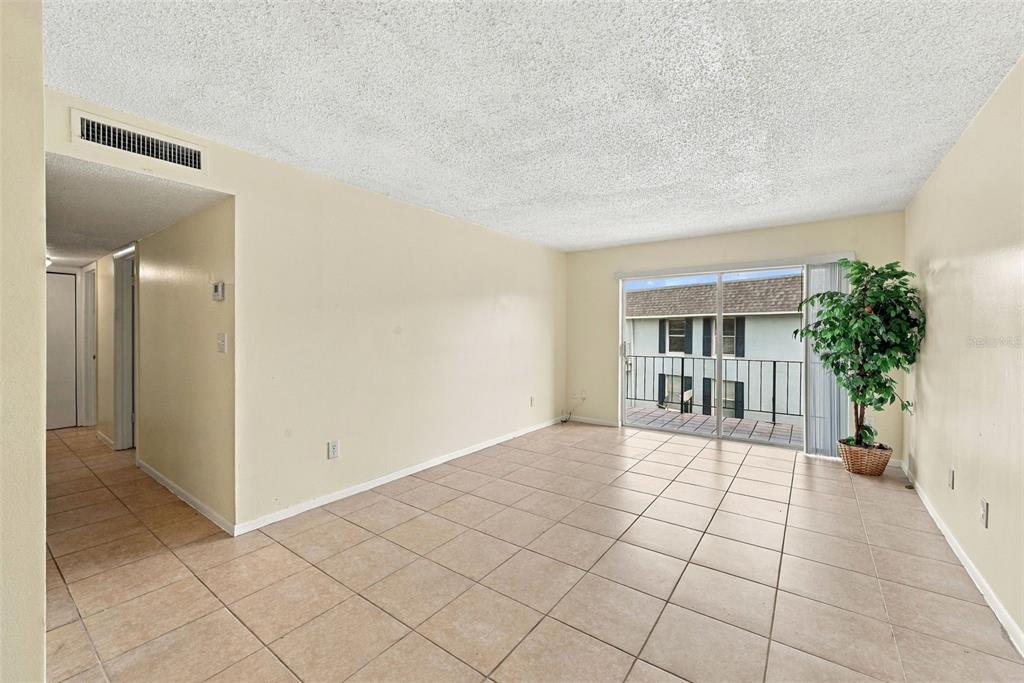 905 West Oak Ridge Road, Unit D Orlando, FL 32809 - Photo 7 of 34 Gallery Image 7