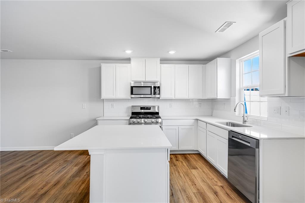 175 Plumtree Court King, NC 27021 - Photo 14 of 30