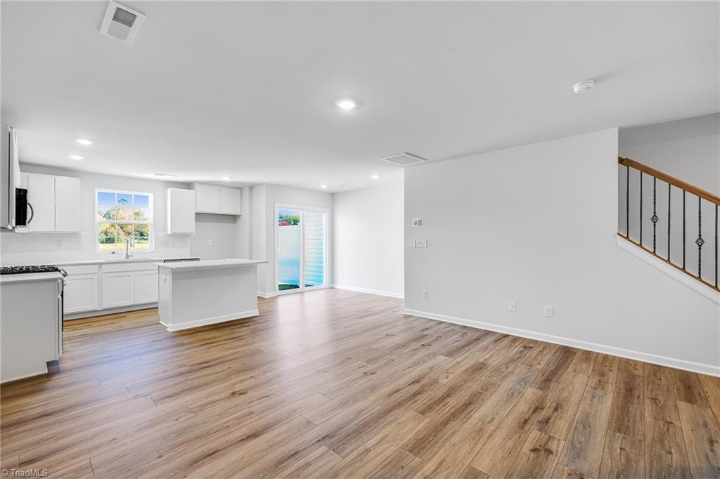 175 Plumtree Court King, NC 27021 - Photo 8 of 30