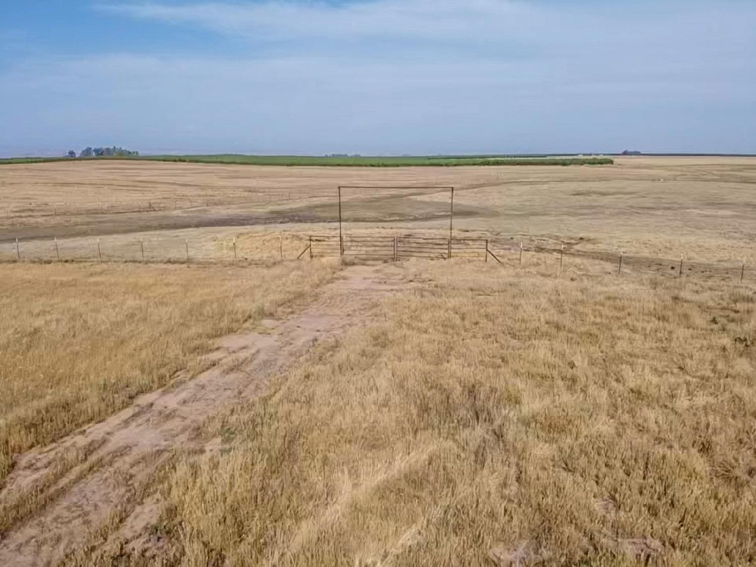 14155 Buchanan Hollow Road Le Grand, CA 95333 - Photo 46 of 46 a view of an ocean beach