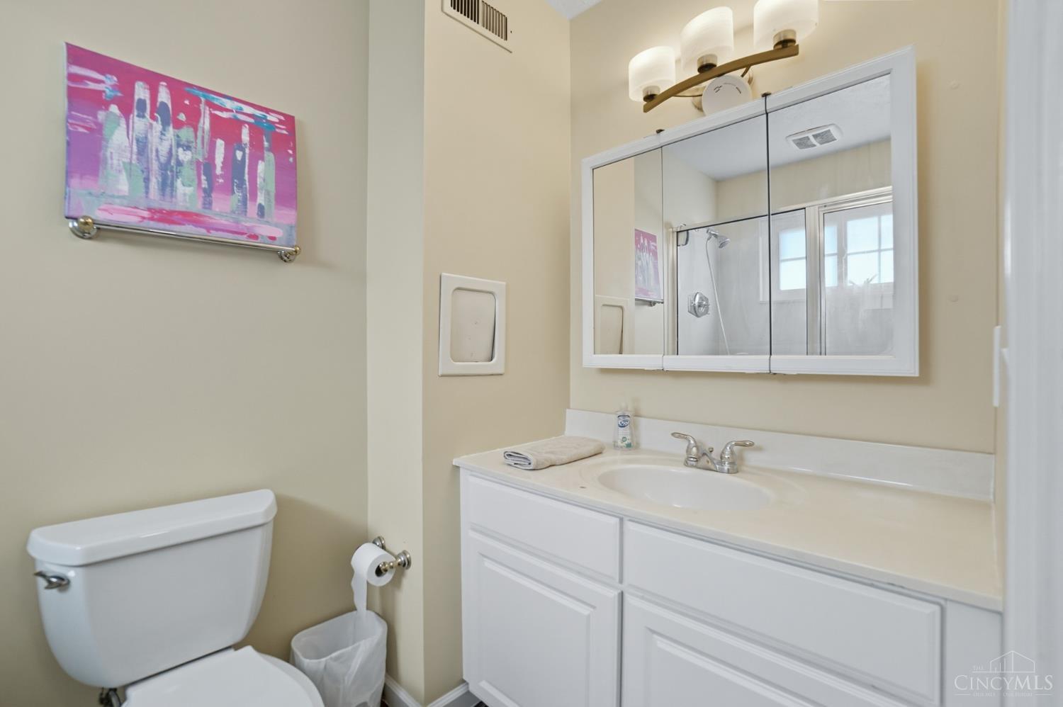 7835 Pfeiffer Road Cincinnati, OH 45242 - Photo 26 of 57
