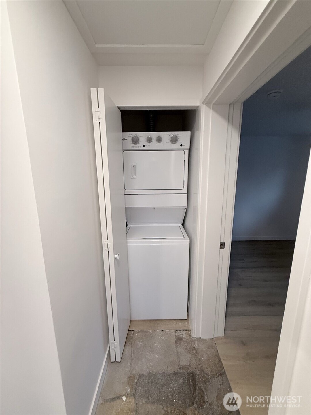 13936 4th Avenue Southwest, Unit A Burien, WA 98166 - Photo 10 of 14 a utility room with dryer and washer