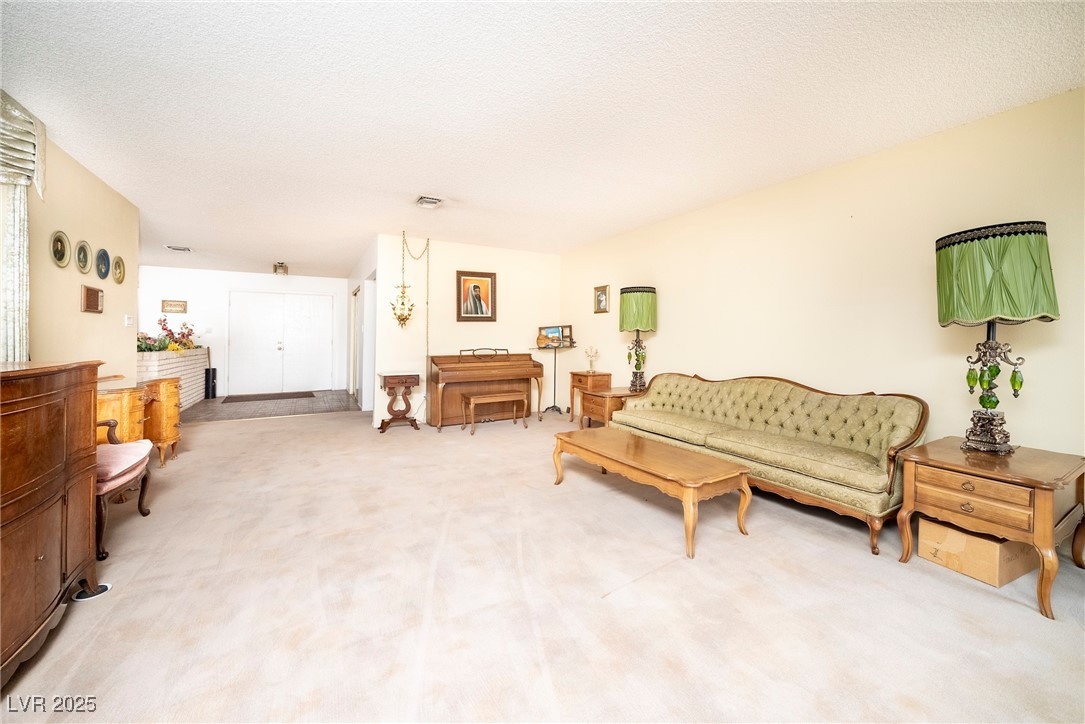 2755 East Russell Road Las Vegas, NV 89120 - Photo 15 of 77 Gallery Image 15