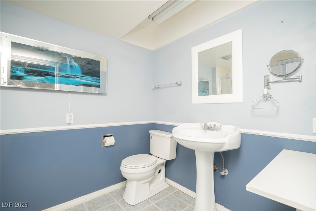 2755 East Russell Road Las Vegas, NV 89120 - Photo 41 of 77 Gallery Image 41