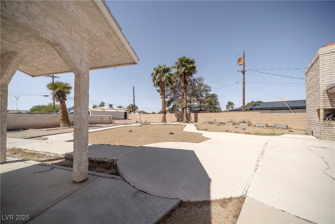 2755 East Russell Road Las Vegas, NV 89120 - Photo 49 of 77 Gallery Image 49