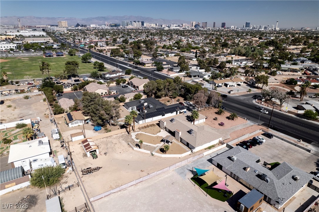 2755 East Russell Road Las Vegas, NV 89120 - Photo 65 of 77 Gallery Image 65