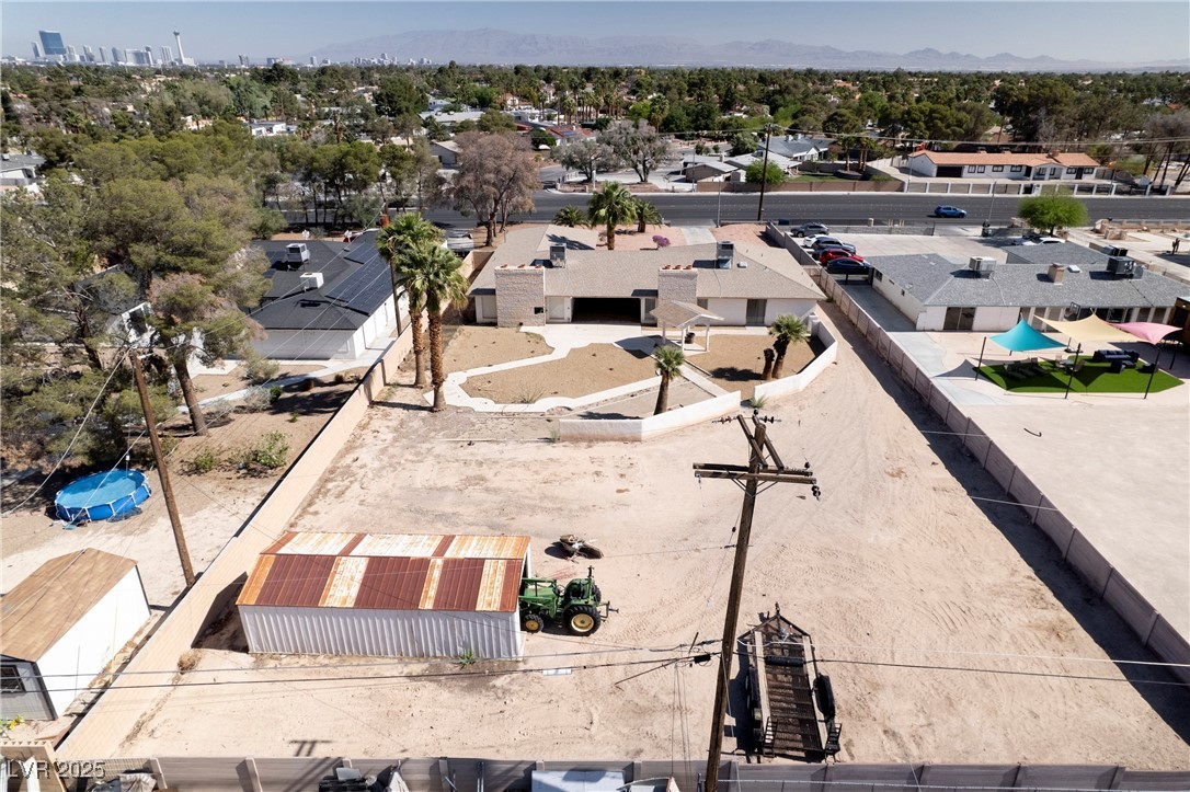 2755 East Russell Road Las Vegas, NV 89120 - Photo 71 of 77 Gallery Image 71