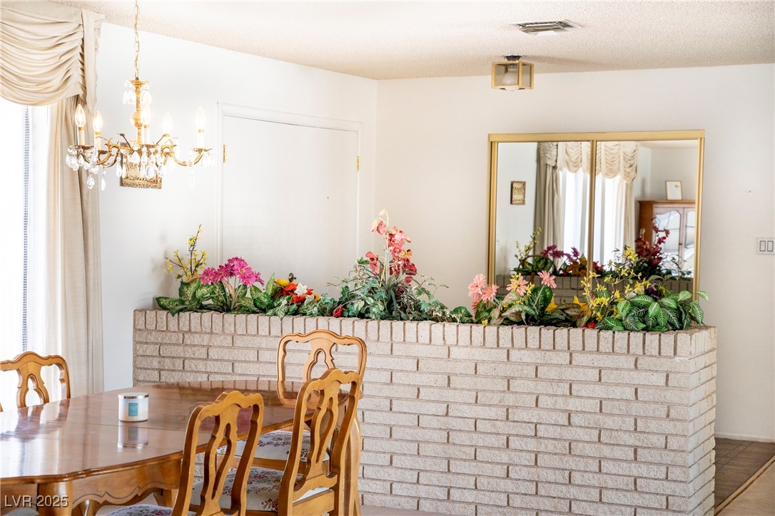 2755 East Russell Road Las Vegas, NV 89120 - Photo 10 of 77 Gallery Image 10