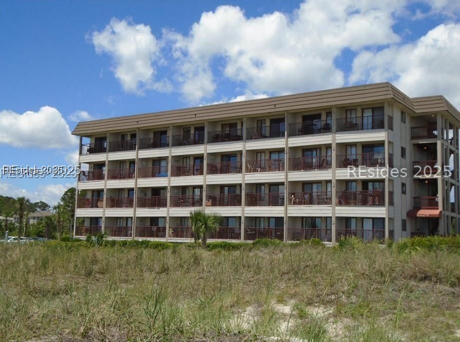 40 Folly Field Road, Unit 225 Hilton Head Island, SC 29928 - Photo 4 of 49