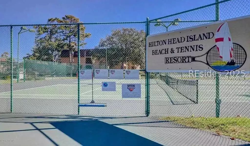 40 Folly Field Road, Unit 225 Hilton Head Island, SC 29928 - Photo 5 of 49