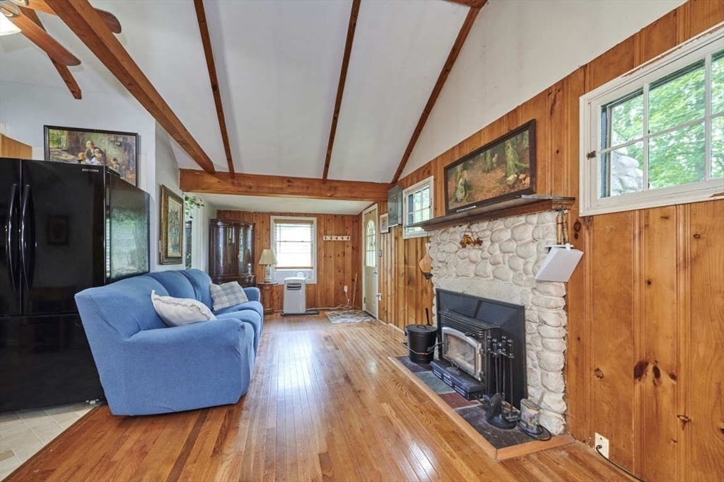 8 Beatrice Road Westford, MA 01886 - Photo 6 of 19 Gallery Image 6