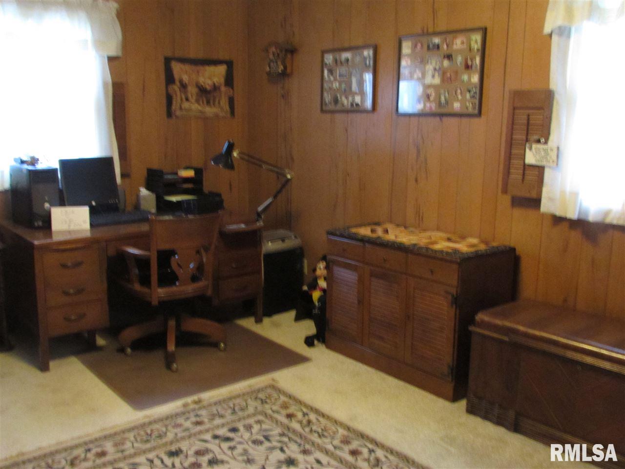3118 West Chartwell Road Peoria, IL 61614 - Photo 11 of 24 Gallery Image 11