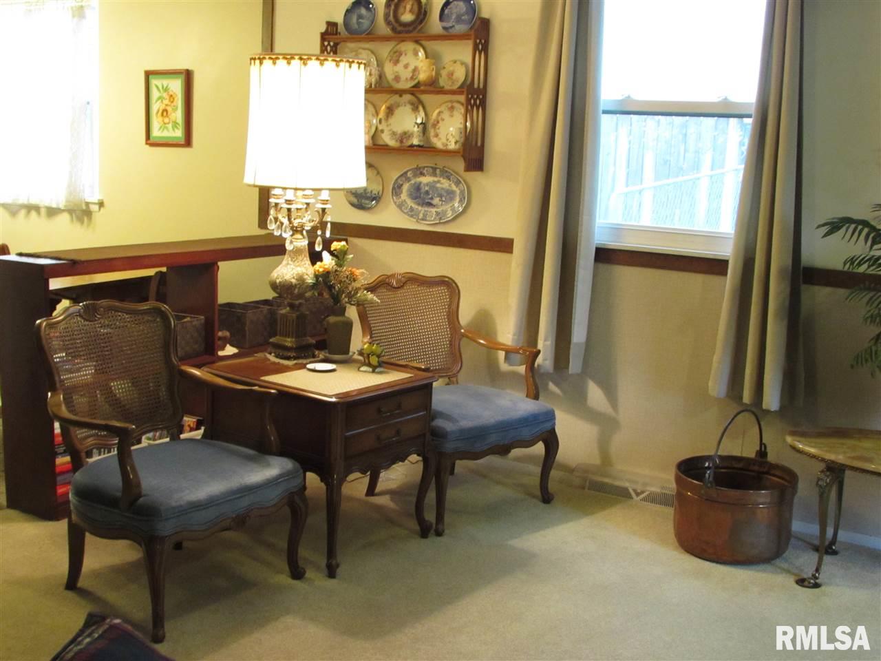3118 West Chartwell Road Peoria, IL 61614 - Photo 17 of 24 Gallery Image 17