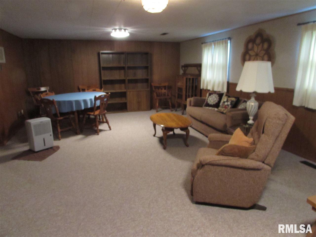 3118 West Chartwell Road Peoria, IL 61614 - Photo 22 of 24 Gallery Image 22