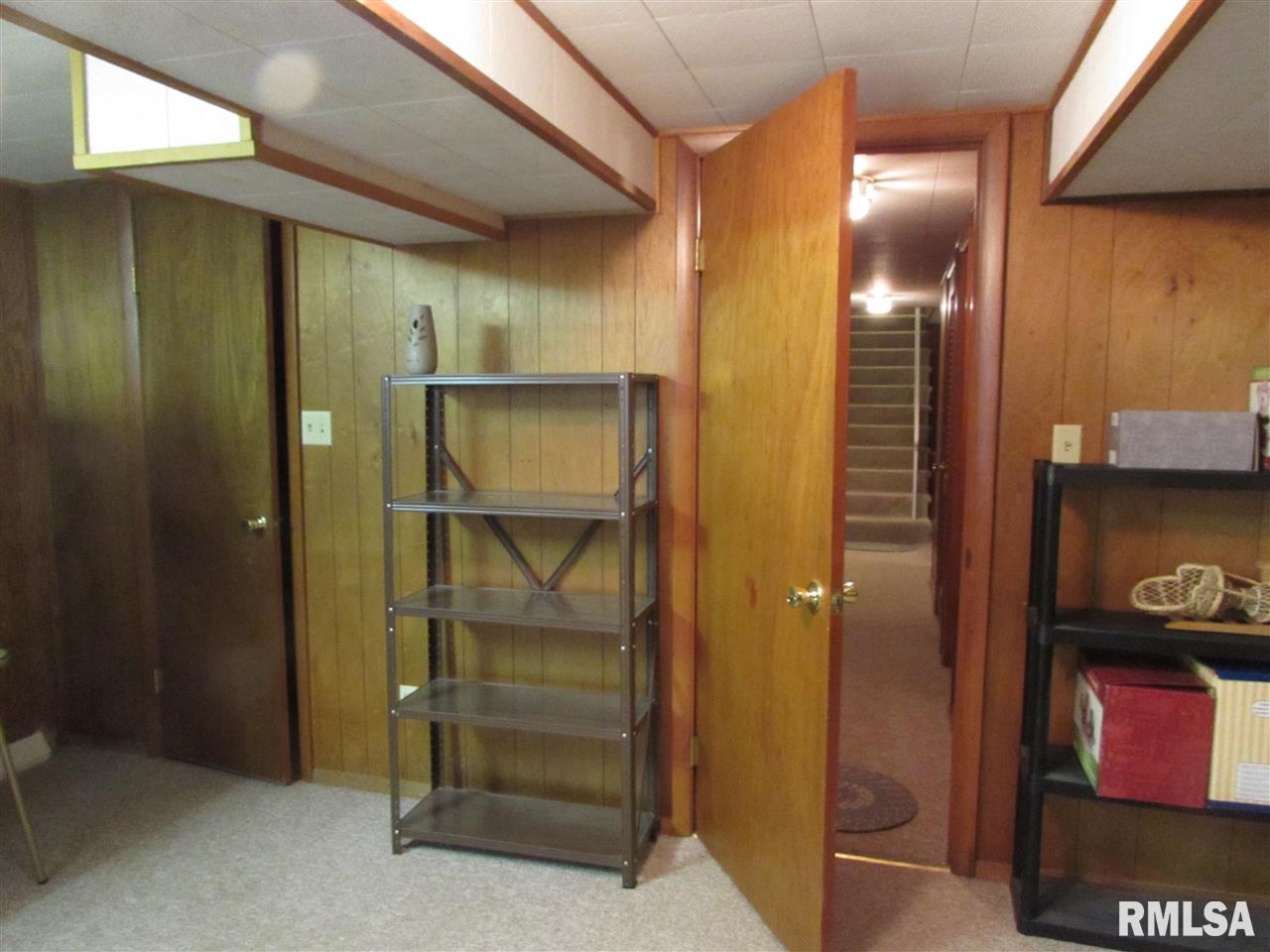 3118 West Chartwell Road Peoria, IL 61614 - Photo 23 of 24 Gallery Image 23