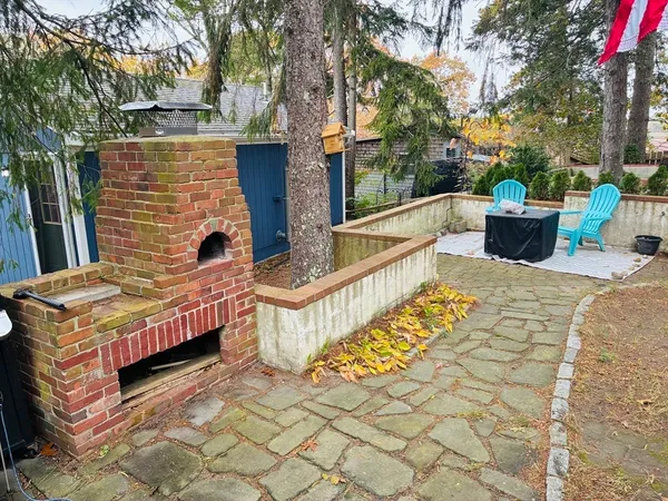a view of a terrace with furniture and plants