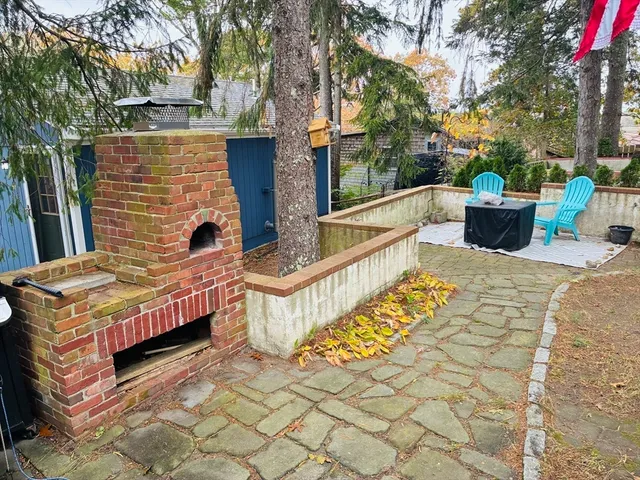 a view of a terrace with furniture and plants