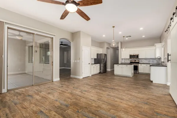 $3,500 | 4326 East Cloudburst Court, Gilbert, AZ 85297
