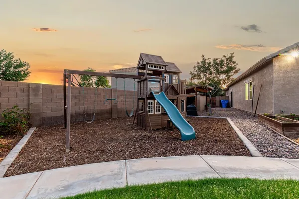 $3,500 | 4326 East Cloudburst Court, Gilbert, AZ 85297