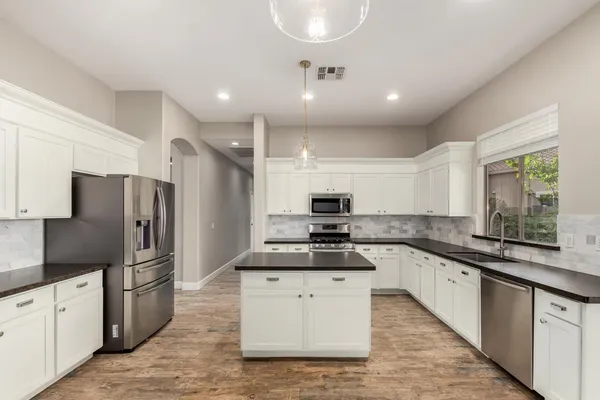 $3,500 | 4326 East Cloudburst Court, Gilbert, AZ 85297