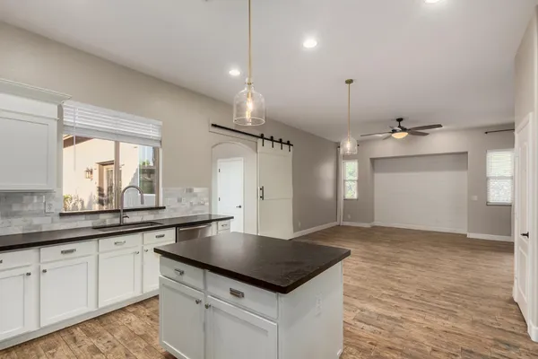 $3,500 | 4326 East Cloudburst Court, Gilbert, AZ 85297