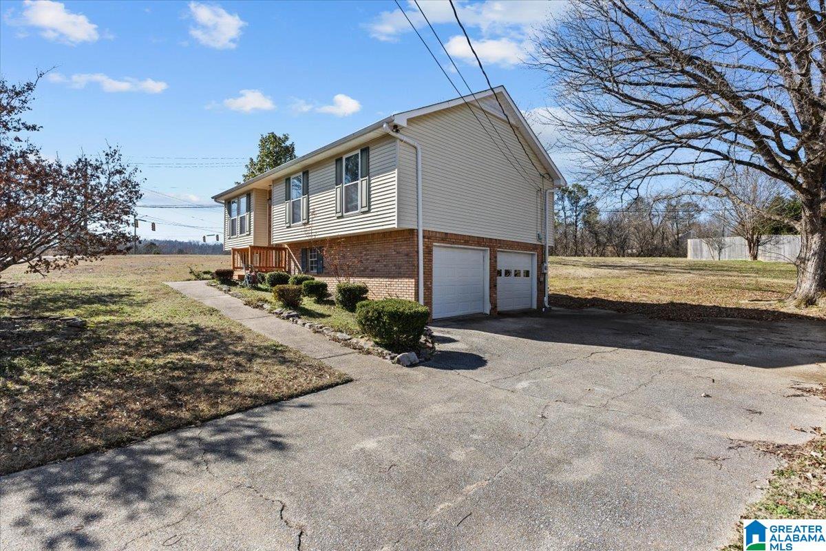 101 Twin Lakes Road Trussville, AL 35173 - Photo 4 of 25