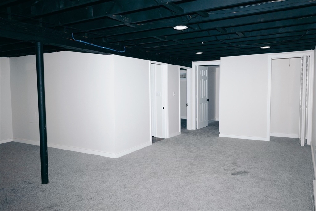 206 Treetop Avenue Springfield, MA 01118 - Photo 14 of 16 a view of small space