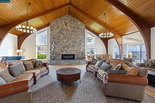 $835,000 | 18-18 Miramonte Drive, Moraga, CA 94556