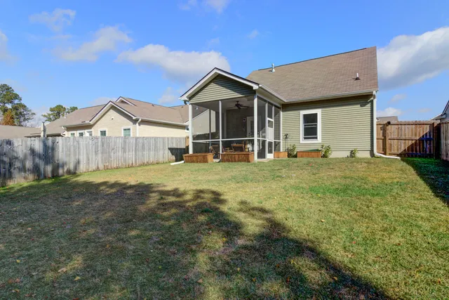 $332,000 | 126 Chaste Tree Circle, Goose Creek, SC 29445