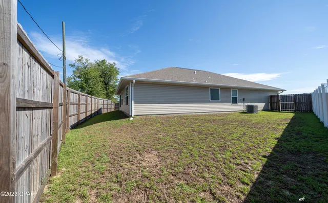 $2,450 | 4004 Brighton Blvd., Panama City, FL 32404