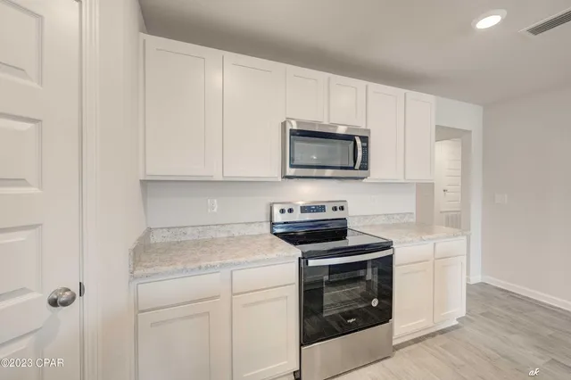 $2,450 | 4004 Brighton Blvd., Panama City, FL 32404