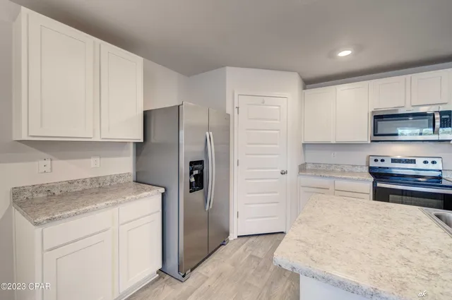 $2,450 | 4004 Brighton Blvd., Panama City, FL 32404