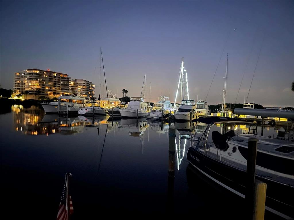 2800 Harbourside Drive, Unit E12 Longboat Key, FL 34228 - Photo 9 of 19 a kitchen with lots of counter top space