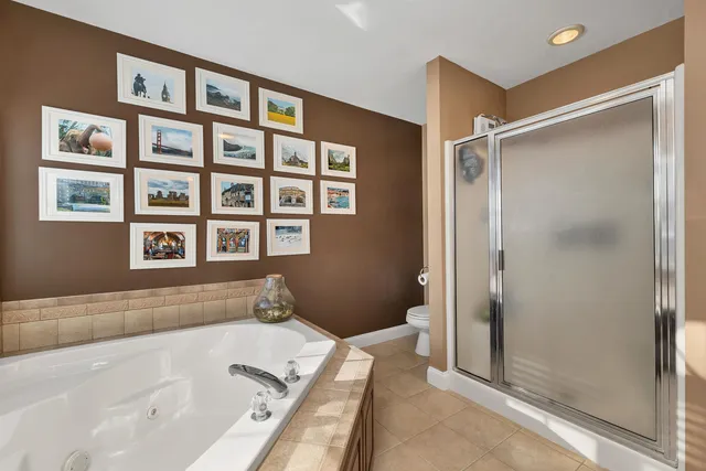 $1,195,000 | 31 Long Meadow Drive, Brentwood, NH 03833