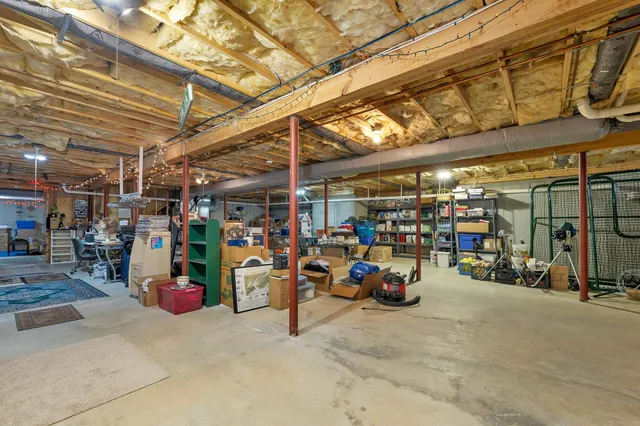 $1,195,000 | 31 Long Meadow Drive, Brentwood, NH 03833