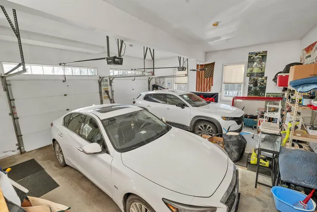 $1,195,000 | 31 Long Meadow Drive, Brentwood, NH 03833