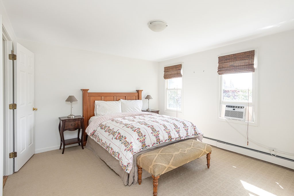 66 Center Avenue Middletown, RI 02842 - Photo 15 of 31