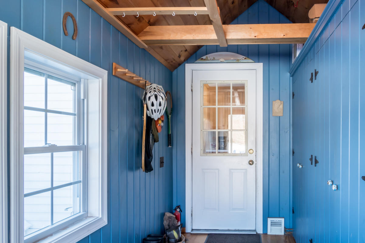 233 Royal Road Pownal, ME 04069 - Photo 32 of 35 32-Mudroom