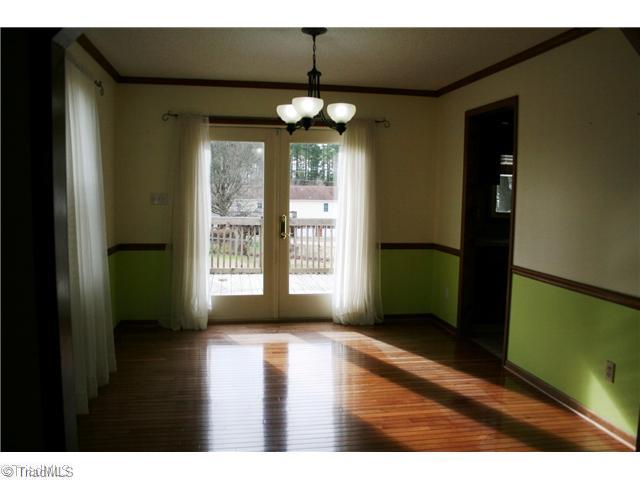 6402 Radds Street Lexington, NC 27295 - Photo 7 of 14 Dining Room.