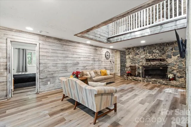 $799,999 | 1715 Union Road, Matthews, NC 28104