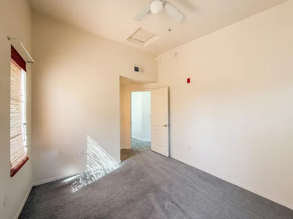 $1,795 | 16825 North 14th Street, Unit 90, Phoenix, AZ 85022