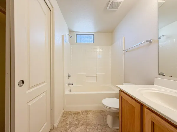 $1,795 | 16825 North 14th Street, Unit 90, Phoenix, AZ 85022