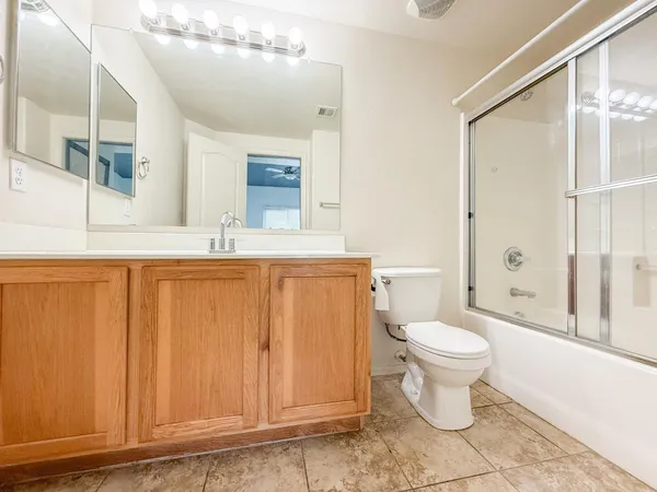 $1,795 | 16825 North 14th Street, Unit 90, Phoenix, AZ 85022